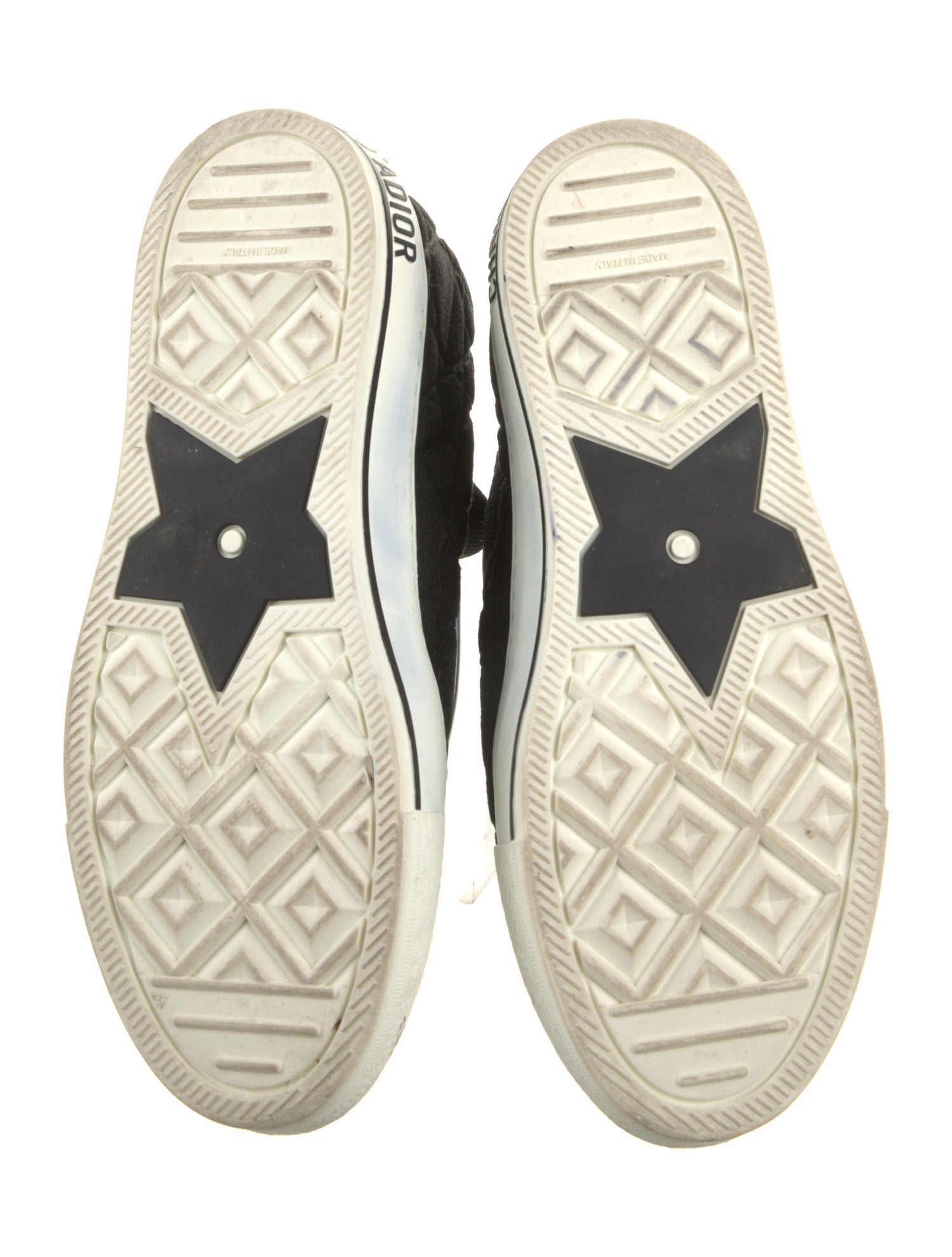 Christian Dior Cannage Pattern Leather Trim Embellishment Sneakers